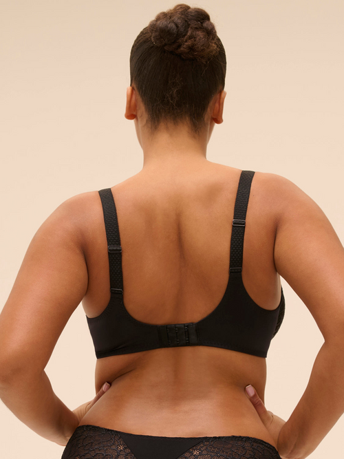 Caresse Rigid Seamless Bra