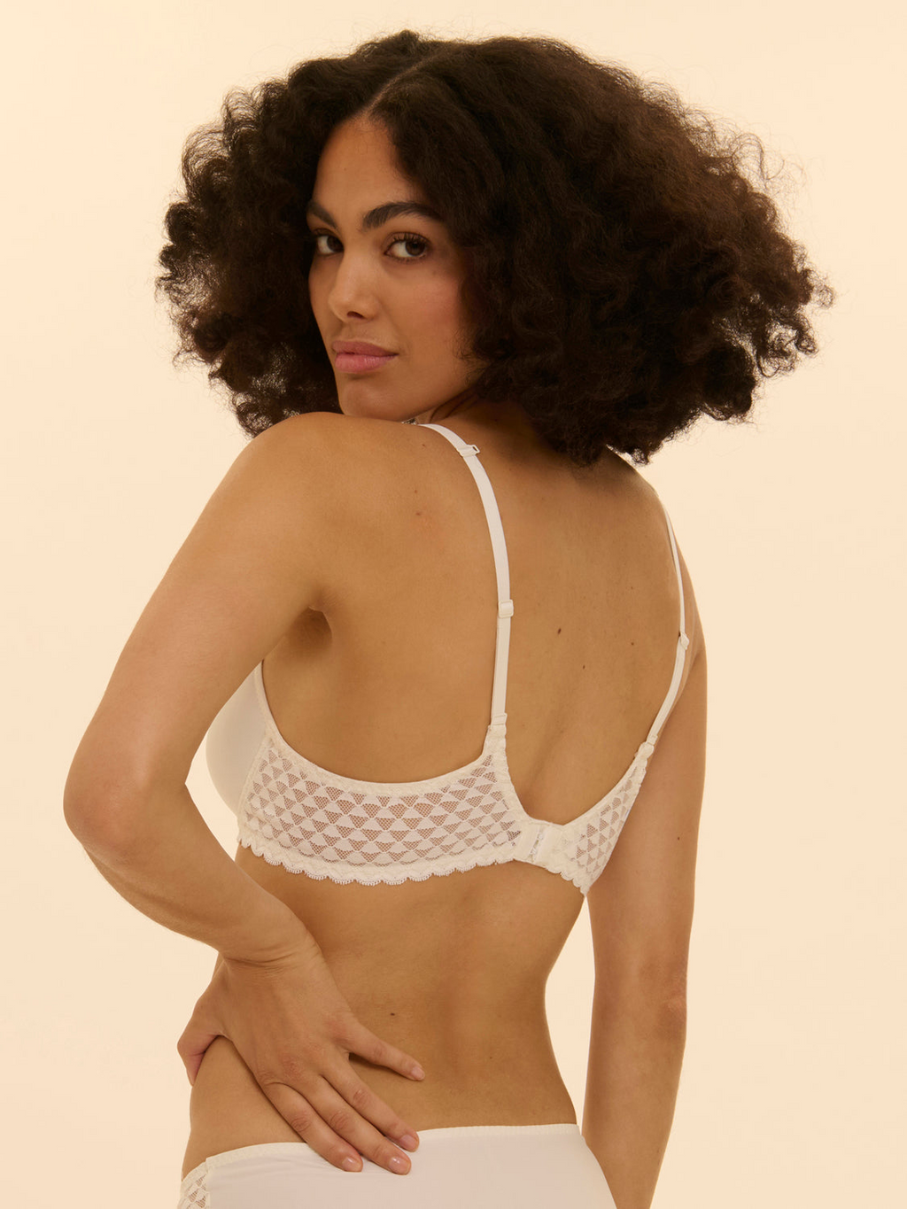 Subtile 3D Plunge Contour Bra